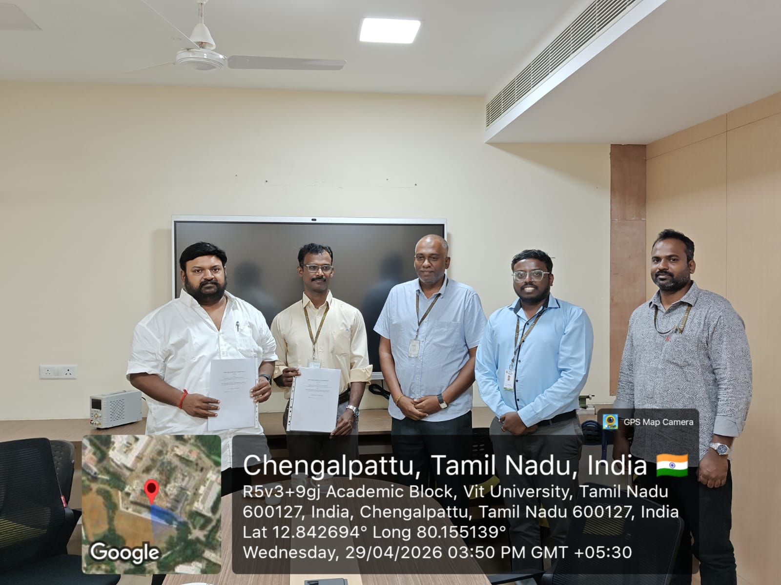 H₂One and VIT Chennai team at the MoU signing for the eVIT-RC fuel cell collaboration, Chengalpattu, Tamil Nadu, 29 April 2026